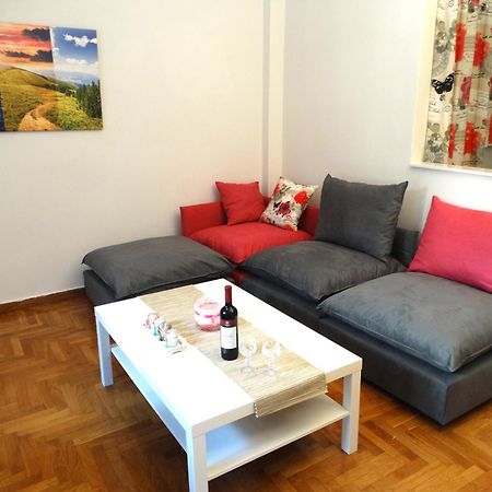 Cosy And Comfortable Apartment In The City Center Athena Bagian luar foto