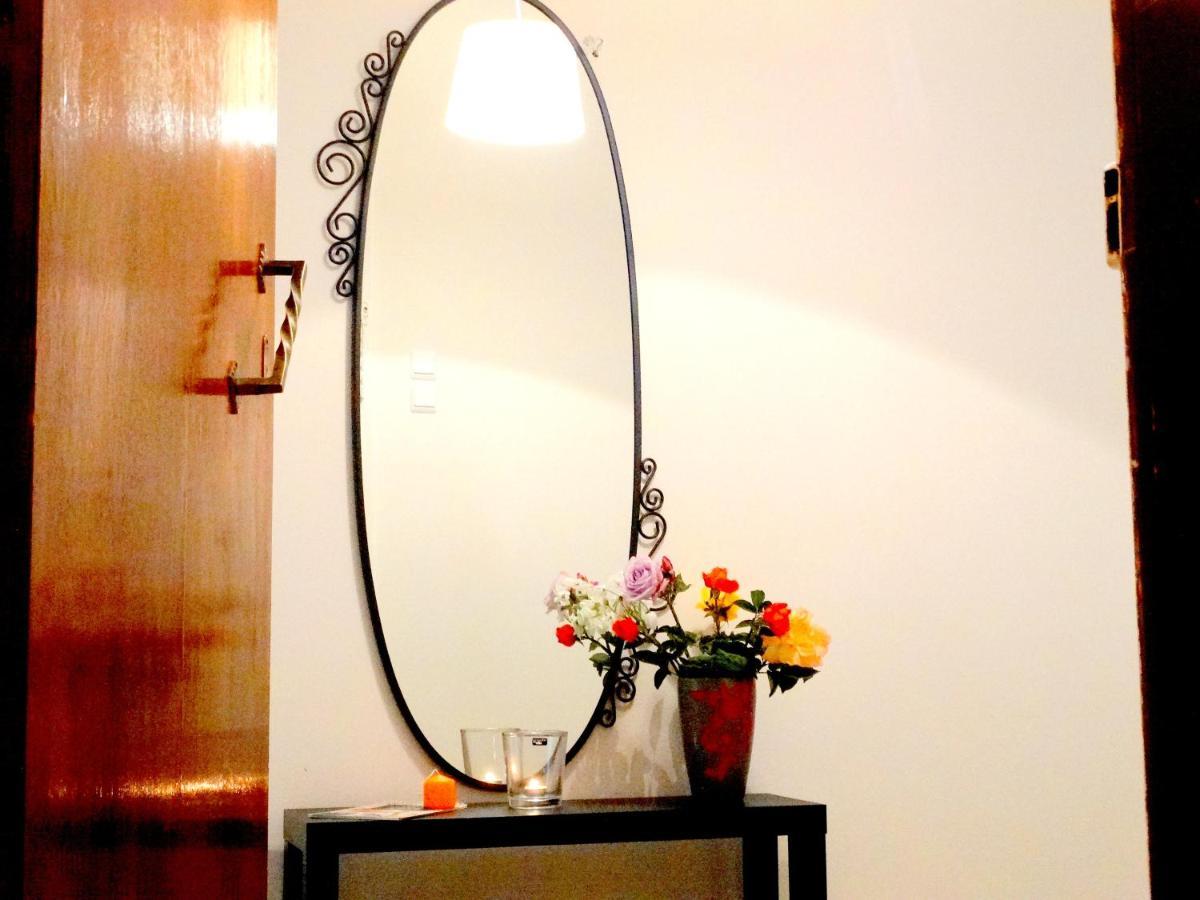 Cosy And Comfortable Apartment In The City Center Athena Bagian luar foto